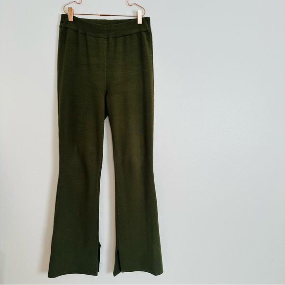 Bar lll X Sofia Richie 2 pieces set polo crop shirt and pull on pants - Picture 9 of 10